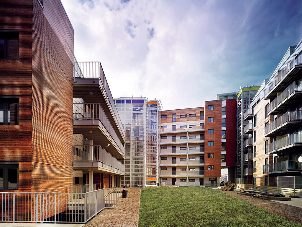 Riverside Heights Block A and B Aedas